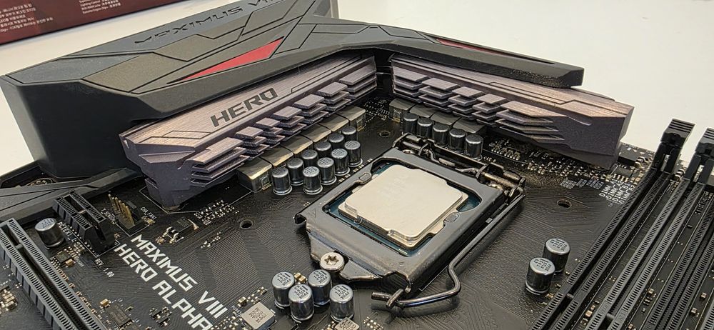 I7 7700k + Asus Maximus VIII Hero Alpha Bartoszów • OLX.pl
