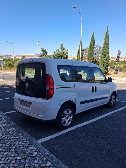 Fiat Doblo 1.3 Multijet 5 Lugares  2011