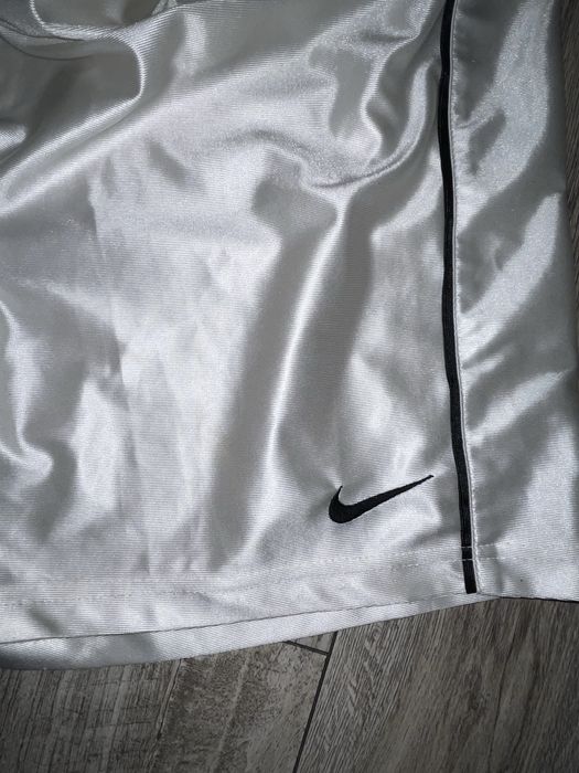 Вінтажні шорти Nike