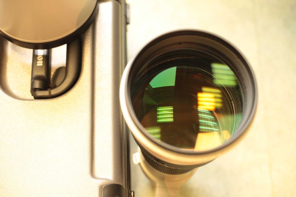Canon ef 600 mm f/4 L IS USM z walizką + canon 1 DX