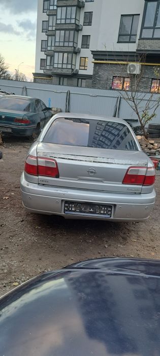 В розборі по запчастинах опель омега б opel omega b