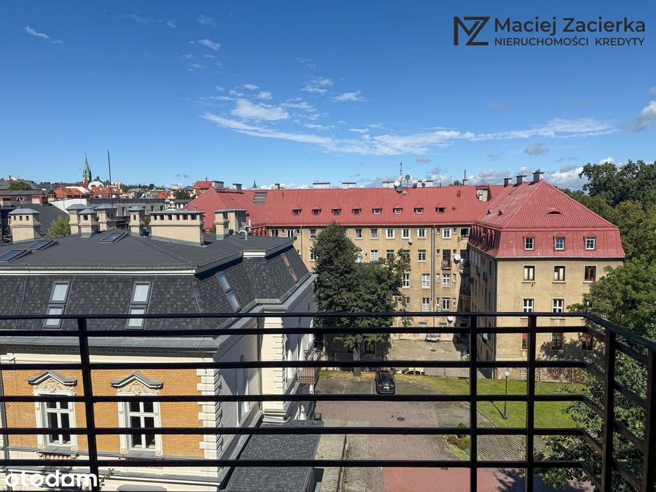 Centrum Bielska-Białej | Kamienica | 58,97 m² | 2 pokoje | Balkon