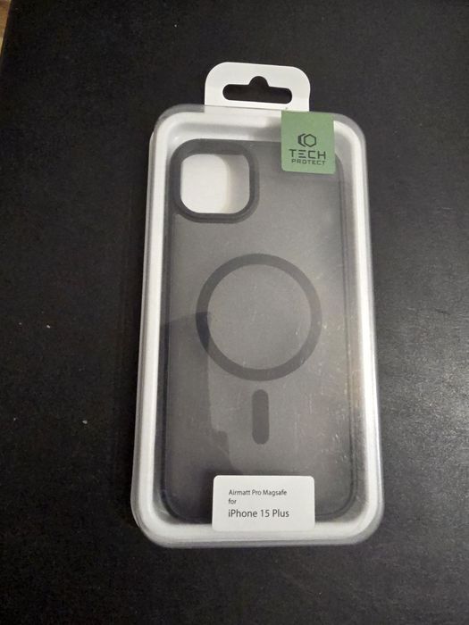 Tech-Protect Airmatt Pro MagSafe do iPhone 15 Plus.