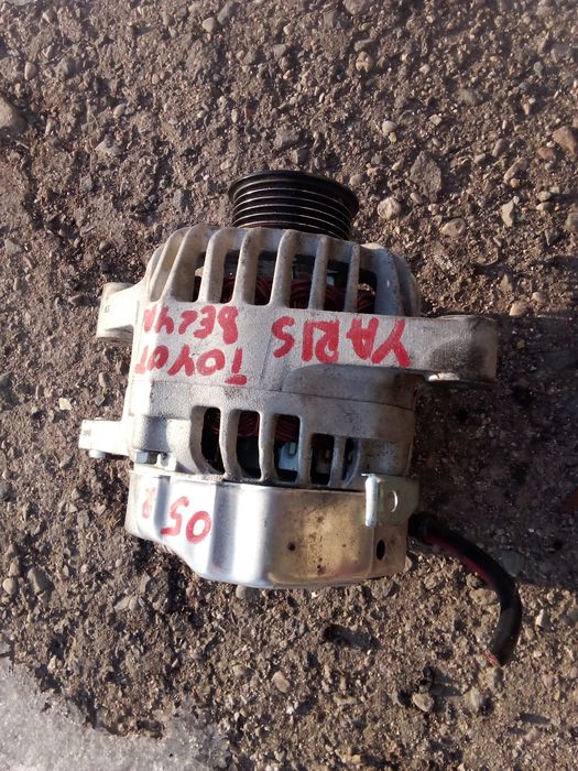 Alternator Toyota Yaris 1.0 benzyna