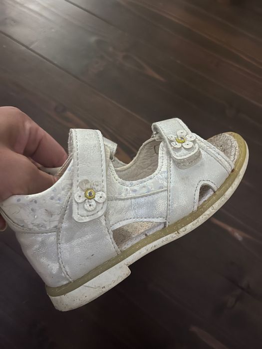 Сандалі босоніжки на дівчинку