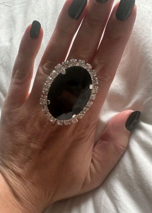 Mega duży pierścionek kryształki