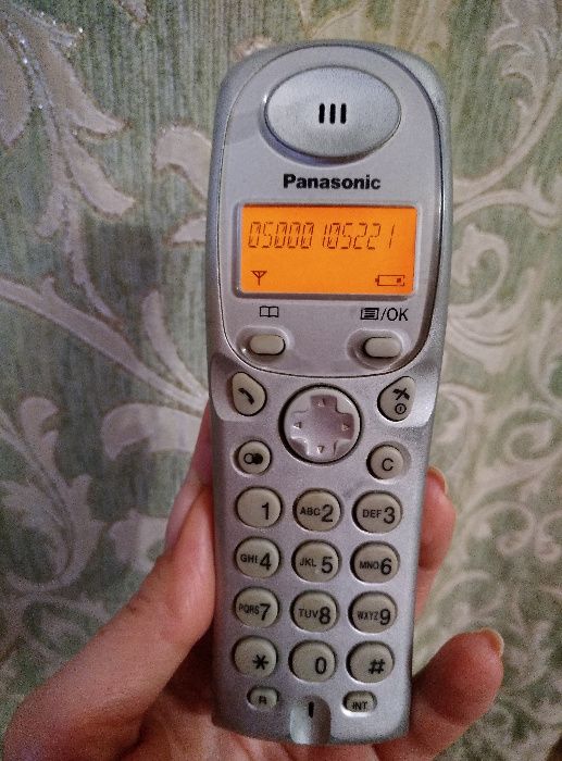 Цифровой беспроводной телефон Panasonic