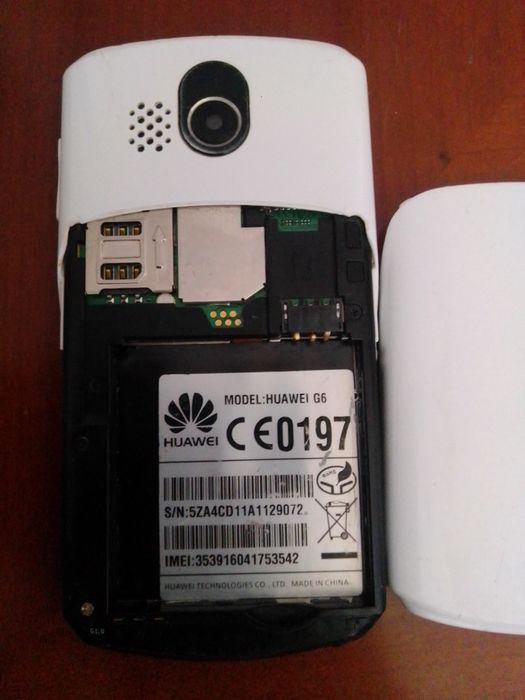 Telemóvel Huawei G6 p/Peças
