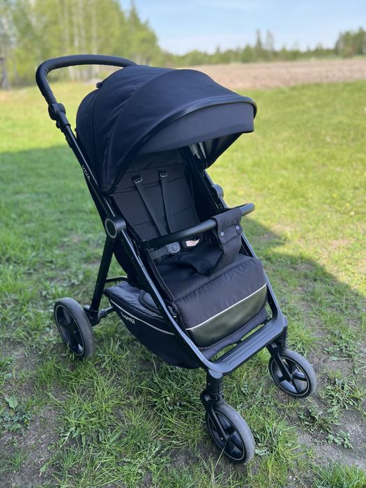 Продам прогулянковий візок bambi viva