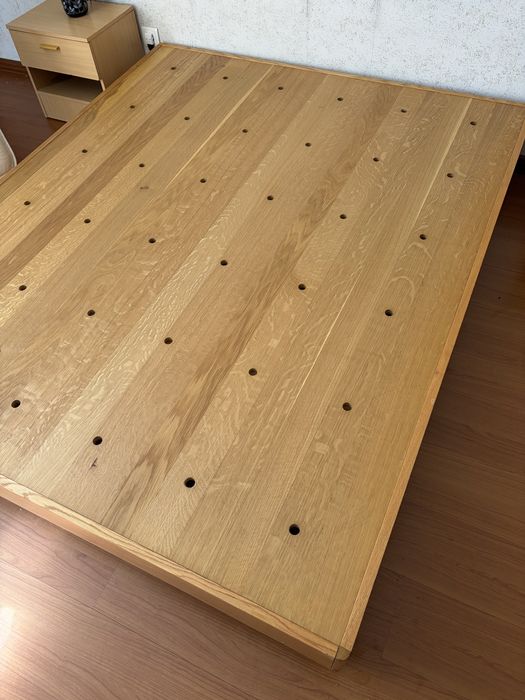 Base de Cama em Madeira c/ Rodas