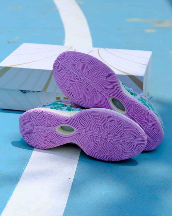 Оригінальні баскетбольні кросівки Nike Lebron 21  Grandmas Couch Pack