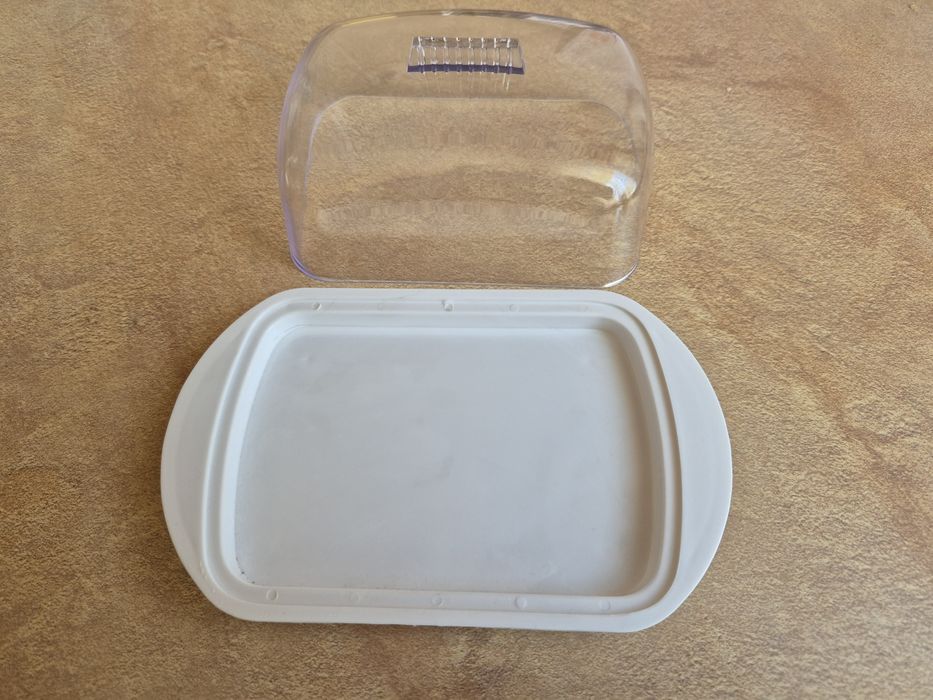 Maselnica pojemnik na maslo