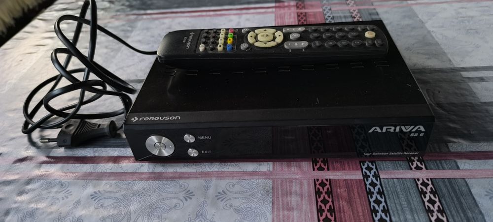 Dekoder Tv satelitarnej cyfrowy nowy