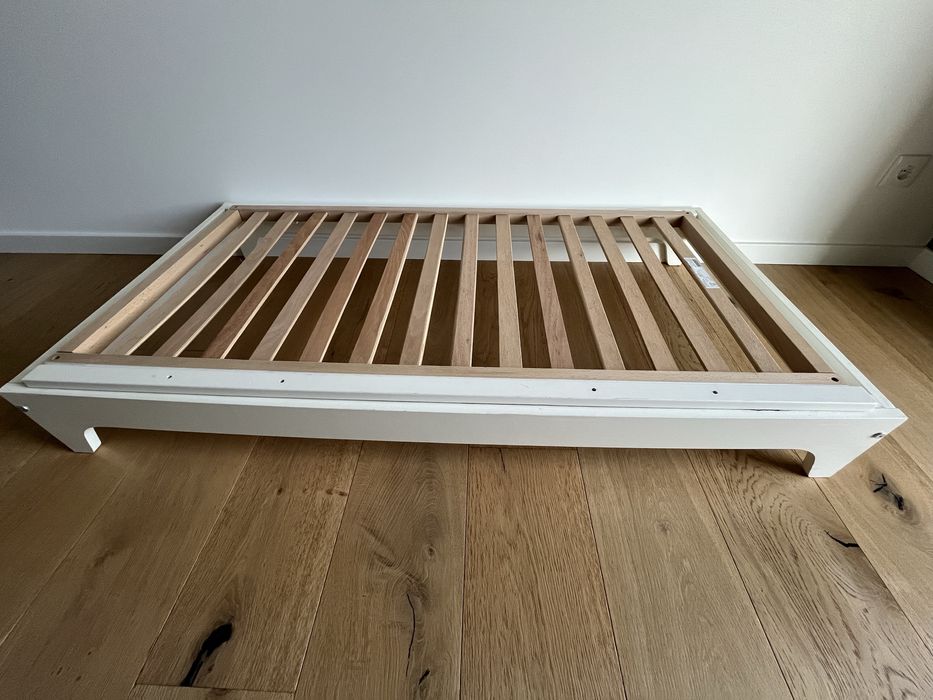 Cama / Berço evolutivo e colchão