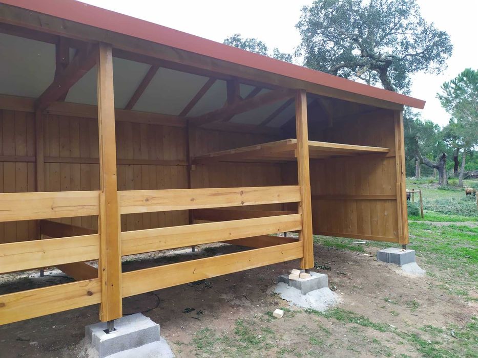 abrigo para animais - Madeira & Conforto - anm.1