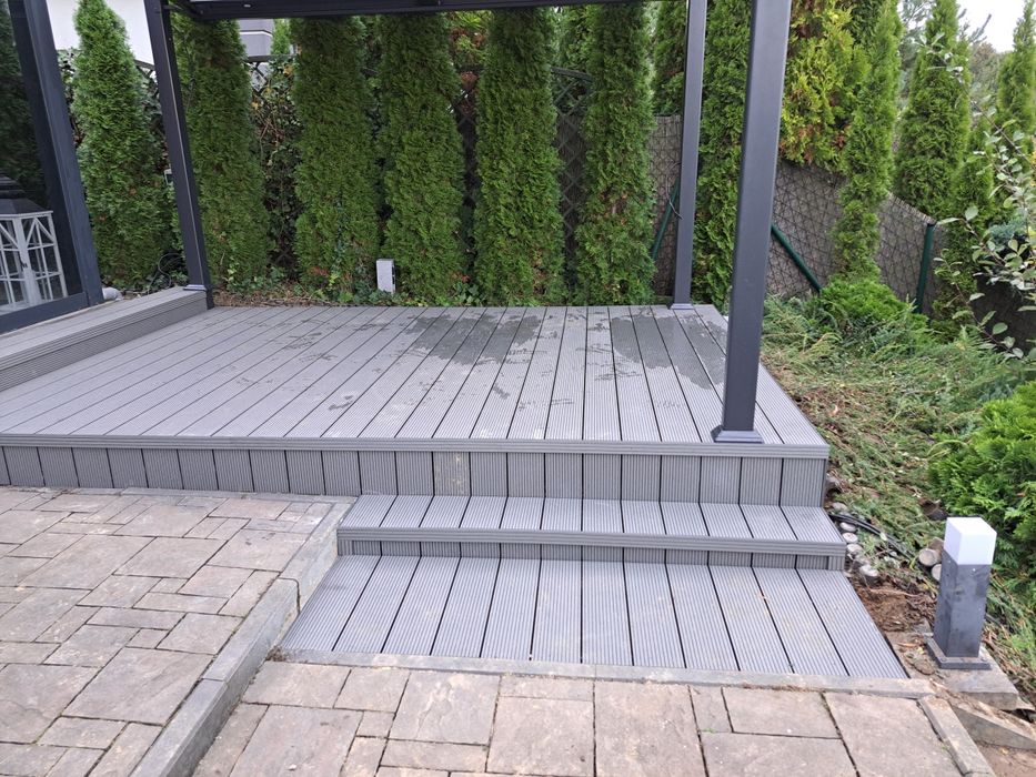 Tarasy z kompozytu i drewna