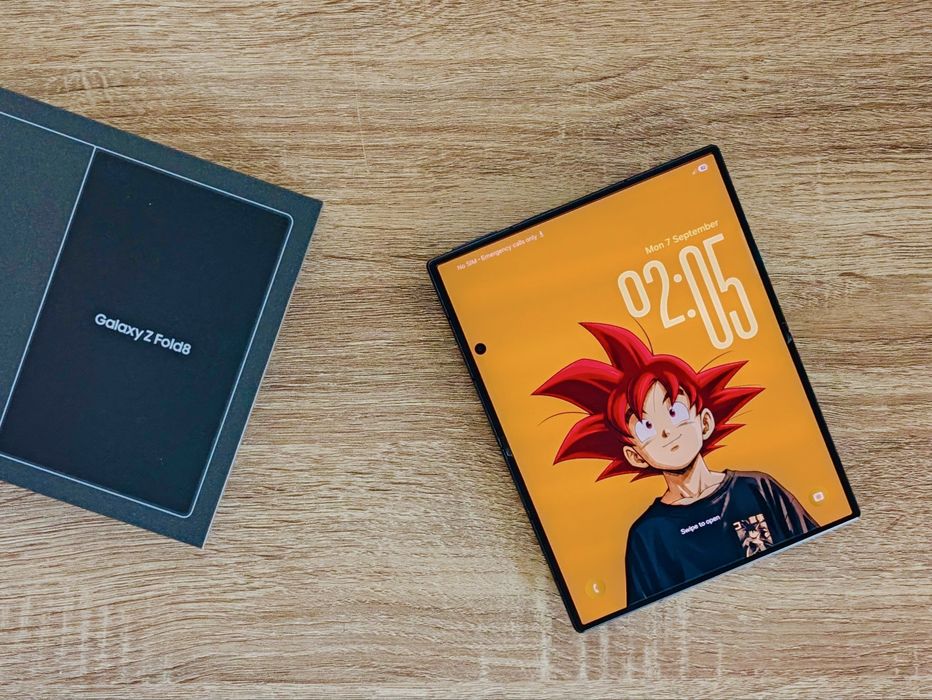 Samsung Galaxy Z Fold 8 - 12/256Gb - Preto