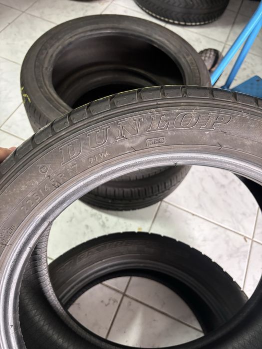 pneu 225/45/R17 DUNLOP