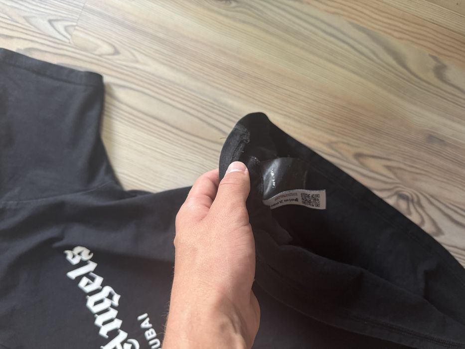 Palm Angels Dubai Sprayed Heart Logo