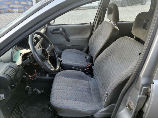 Para Peças Opel Corsa B (S93)