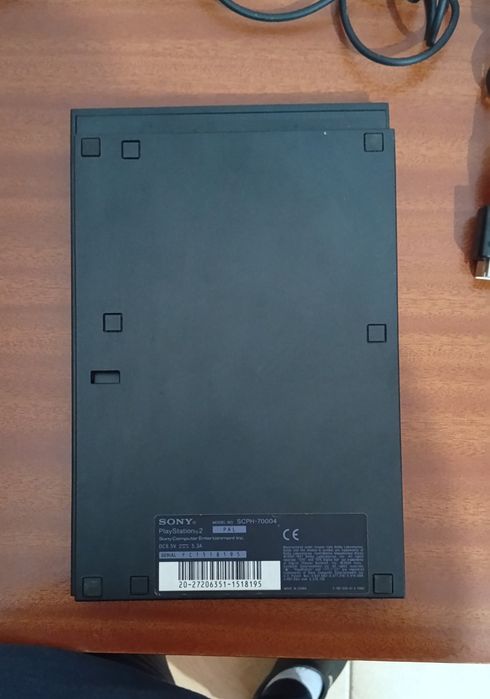 PlayStation 2 Slim Completa + Comando Sony + Cartão 8MB + Jogo