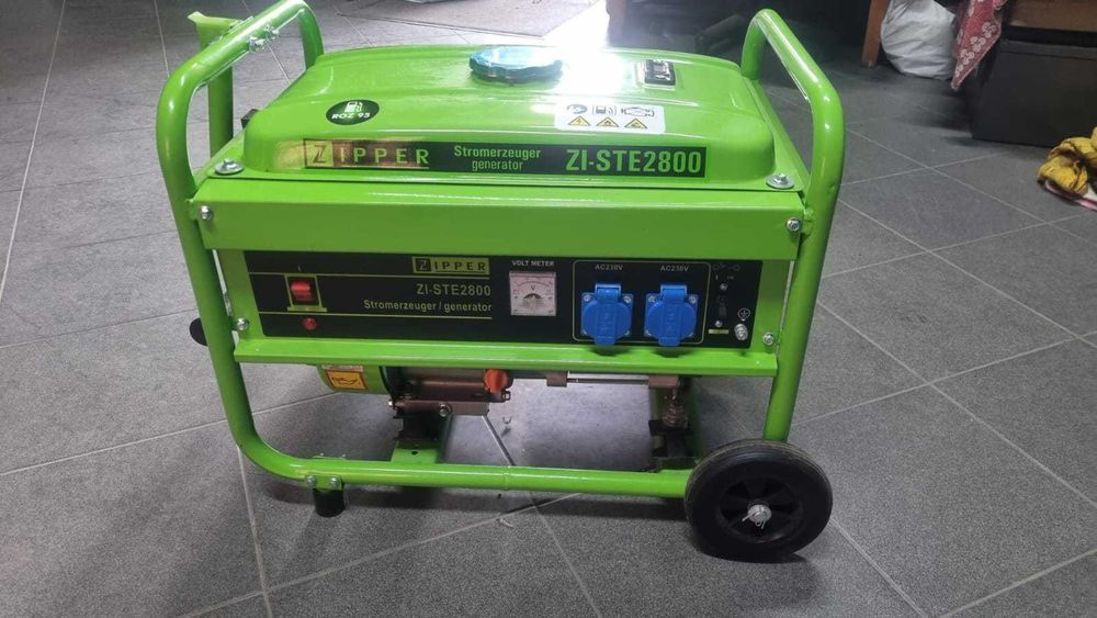 бензиновый генератор Zipper ZI-STE2800.новий .торг