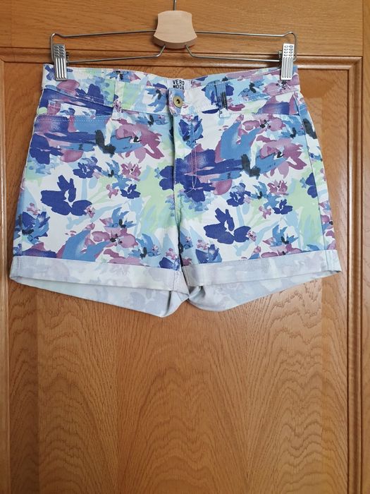 Spodenki we wzory Vero Moda rozmiar 36.
