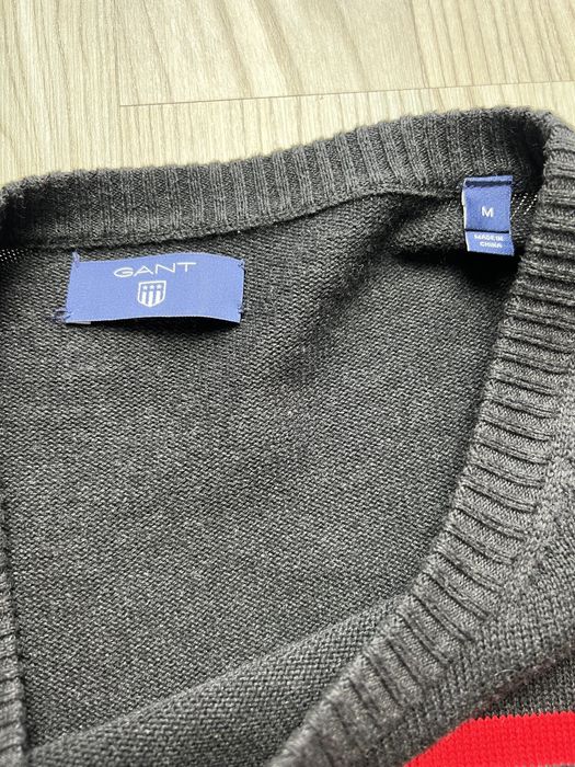 Sweter Gant z dużym logo Amerykańskiej flagi