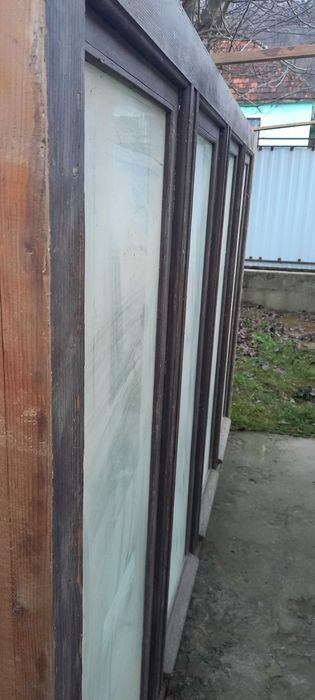 продам деревяні  вікна  застеклені в рамах дуже хорошої якості