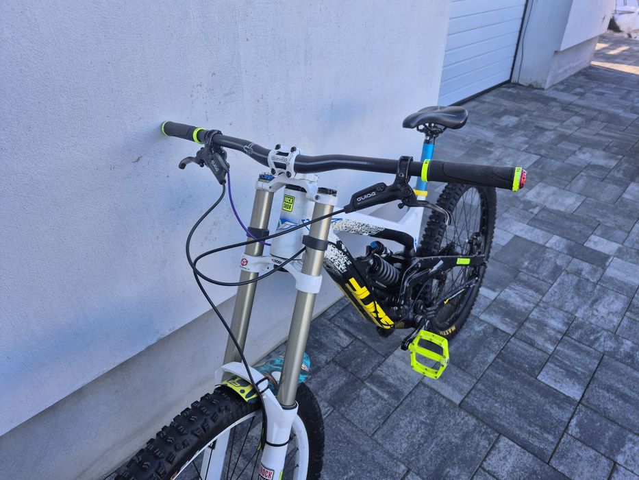 Продам велосипед yt tues