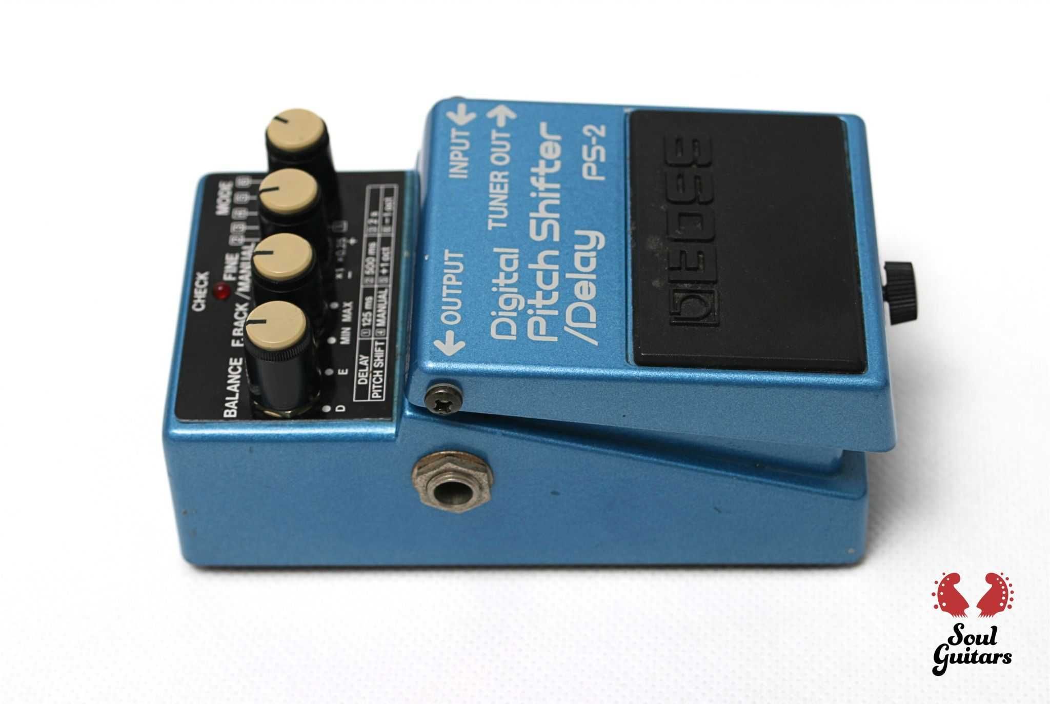 Boss PS-2 Digital Pitch Shifter / Delay - YouTube