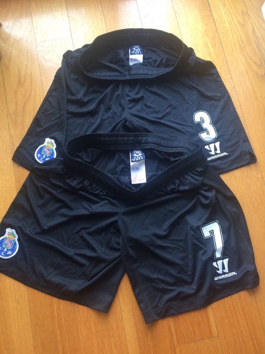 Calções futebol Warrior L