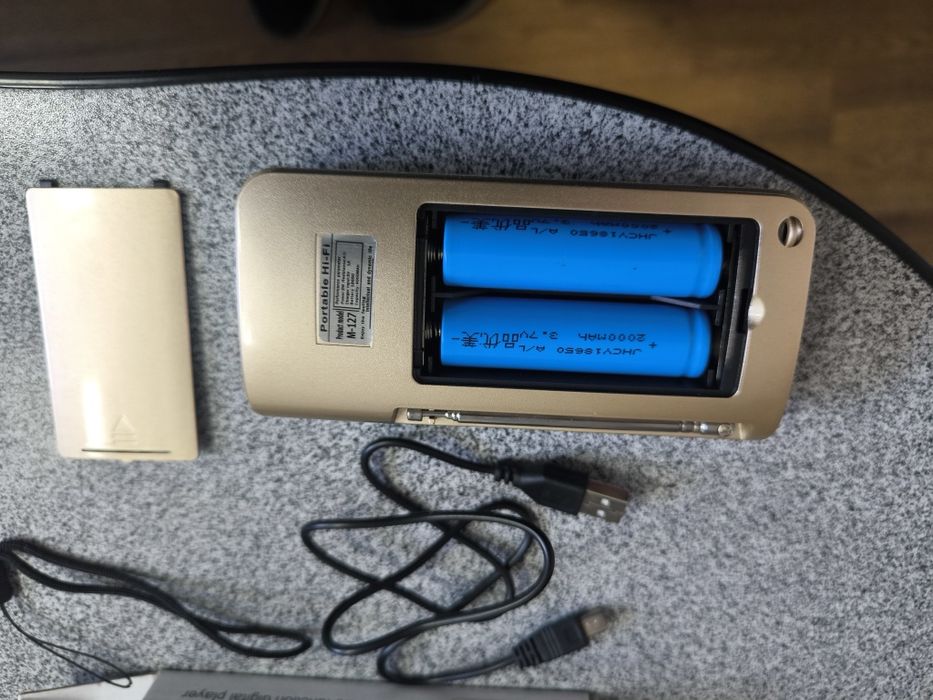 Радіо з годинником PERYOM M-127