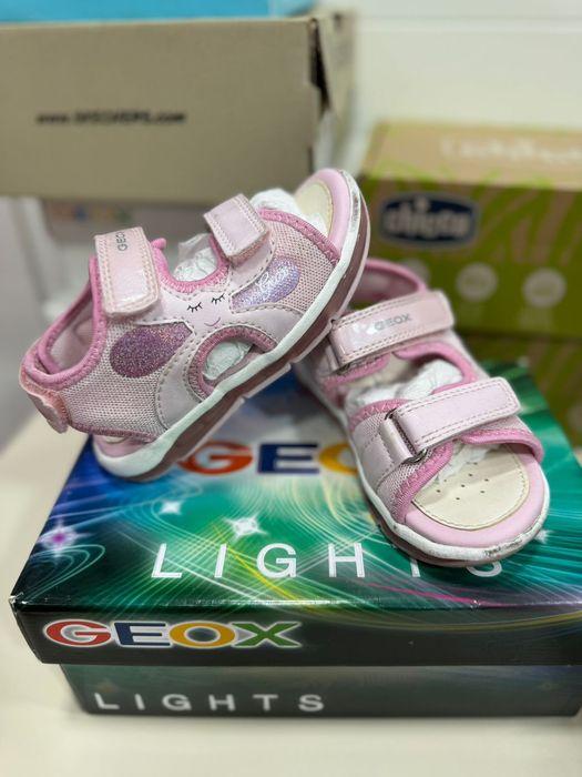 Sandálias Geox lights 24