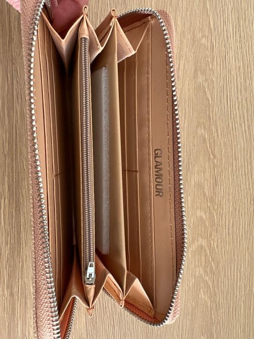 Nowy portfel damski