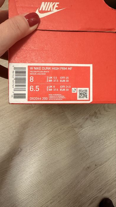 Продам кросівки унісекс Nike Dunk high premium