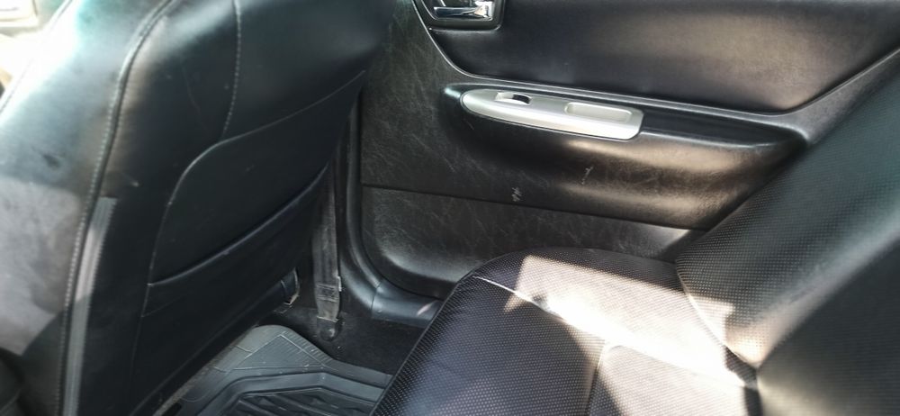 Продам BYD f3R 2012