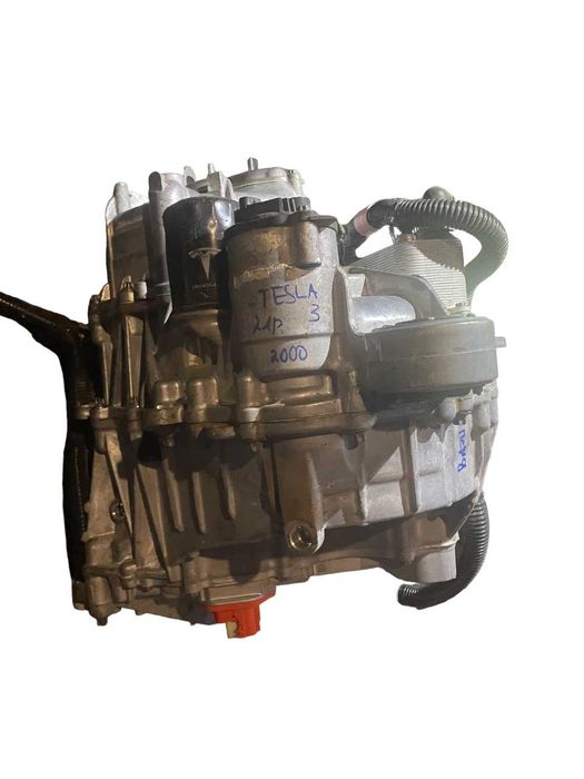 Двигун передній Tesla Model 3 1120960-10-H
