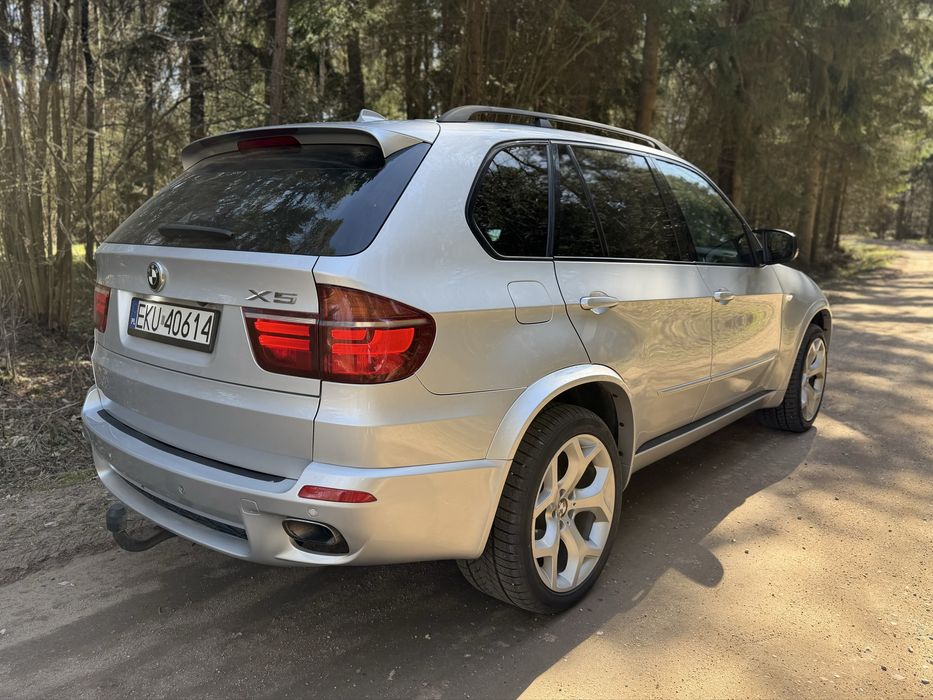 BMW X5 E70 4.8 V8