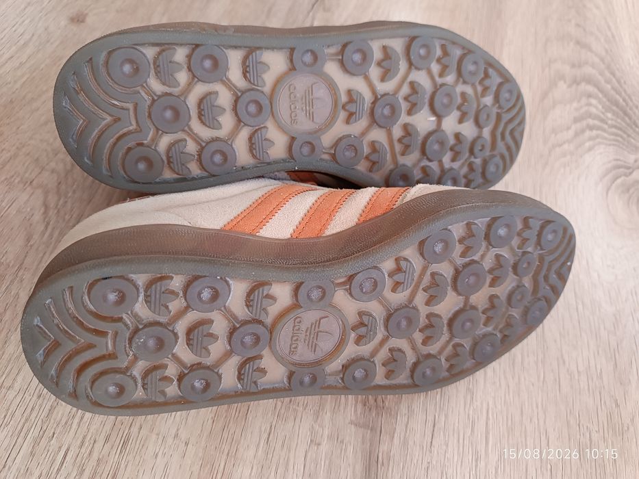 Adidas gazelle beje e laranja