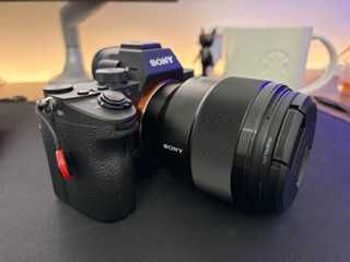 Aparat SONY Alpha α7 III ILCE-7M3KB Pełna klatka 4k Obiektyw 85mm F1.8