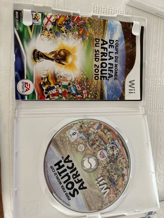 Conjunto 5 Jogos Wii (futebol, tennis e hockey no gelo) usados em FR