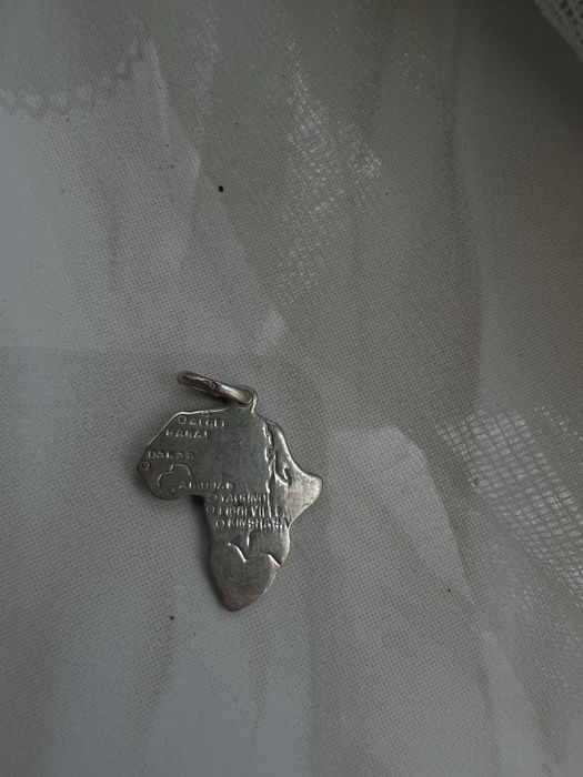 Підвіска “Африка” з містами, метал, 3,5 г