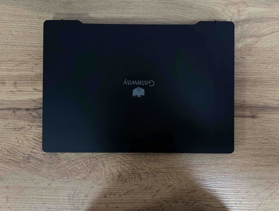 ТОП! ноутбук 10 ядер Intel Core i7-1255U / RAM 8 ГБ / SSD 512 GB