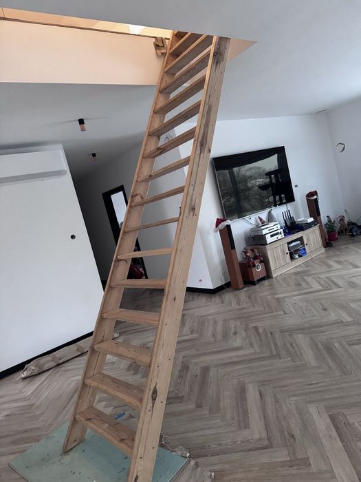 Schody młynarskie drewniane