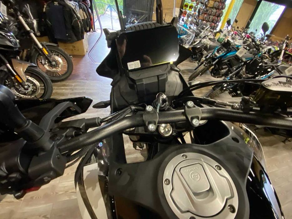 Мотоцикл CFMOTO 450MT