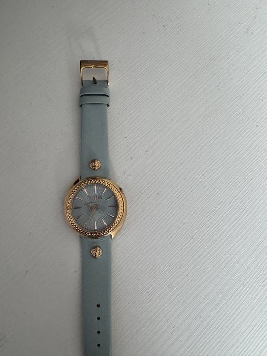 Годиник від Versus Versace