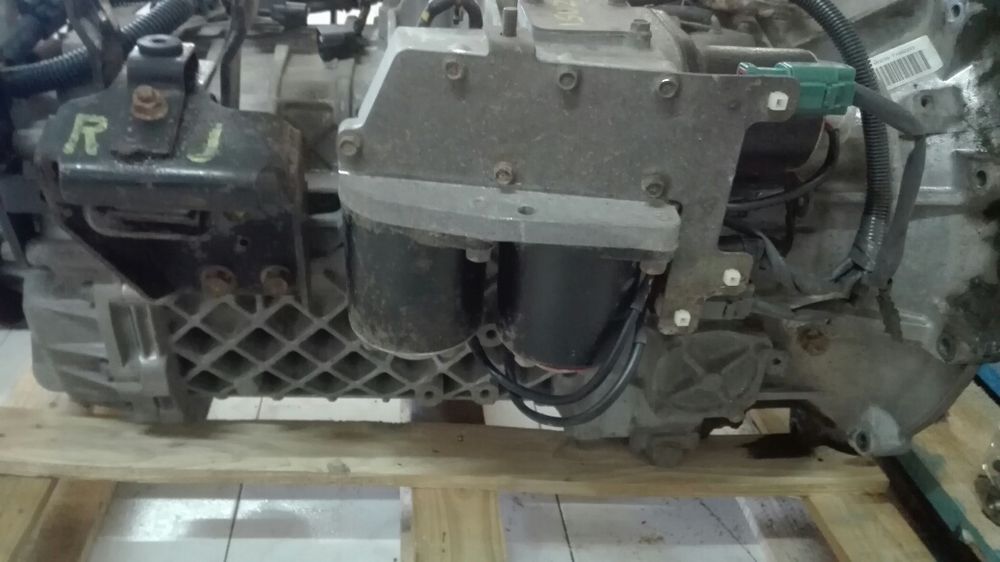 Caixa automática Isuzu 5200 moz59
