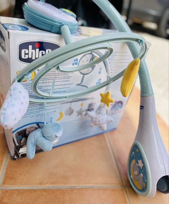 Mobile Chicco Baby – Música e Luzes para o Bebé