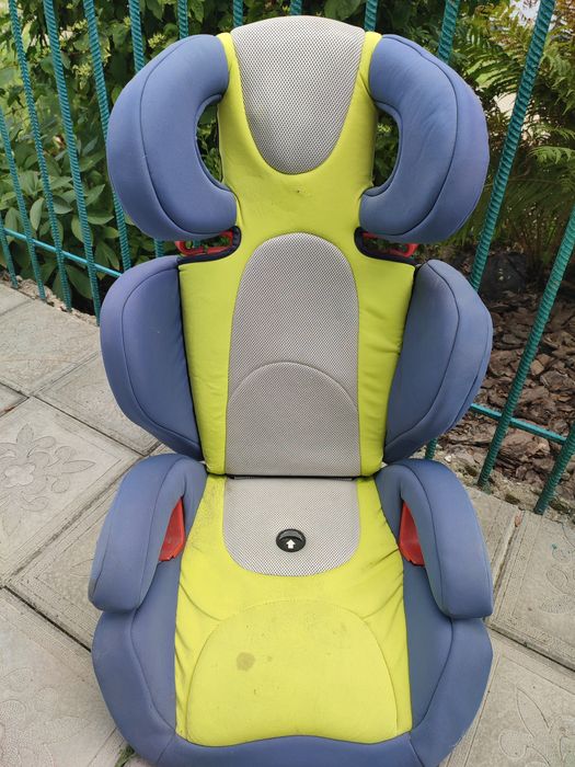 Автокрісло Chicco 9-36кг